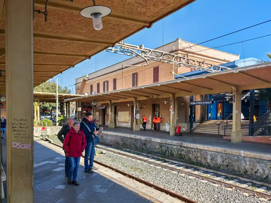 By train to Ostia from Pyramid metro station