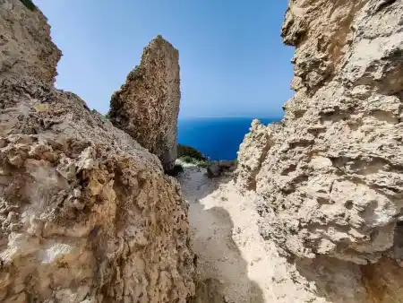 The path through the cliffs in Siġġiewi