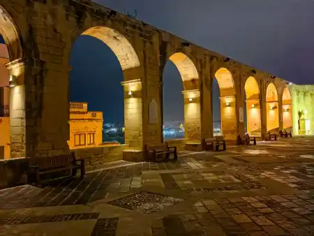 Upper Barrakka Garden