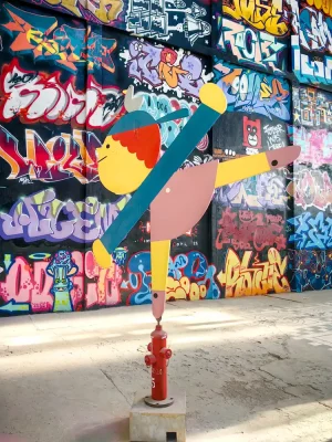 100cznia grafiti