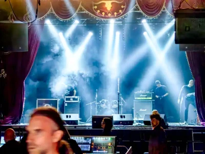 Metal concert
