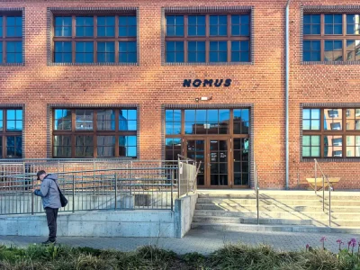 Nomus Gallery