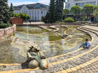 Hlinka square