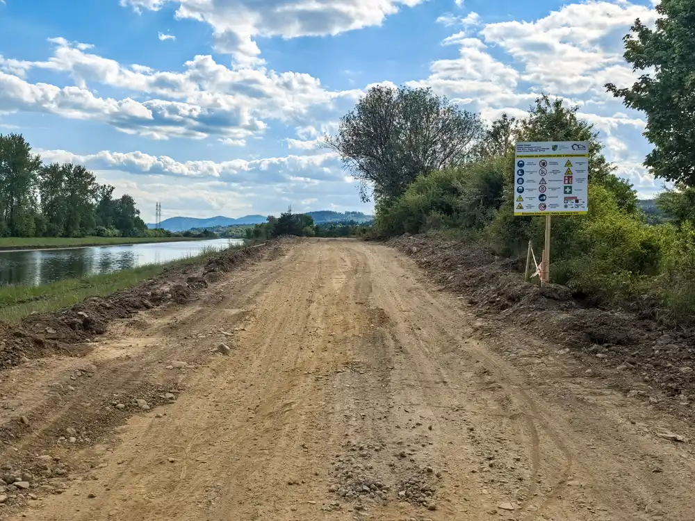Cycle route under construction