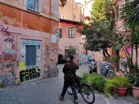 Trastevere streets