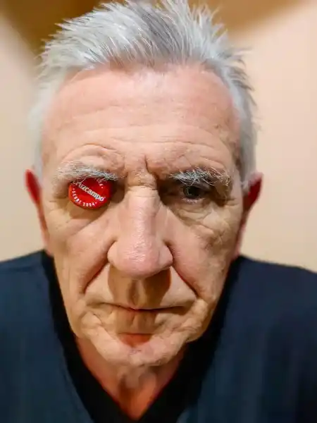 Johny without sunglasses