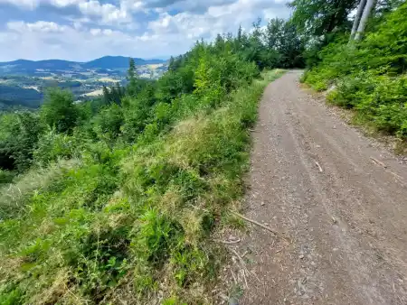 from Zaježová to Sása