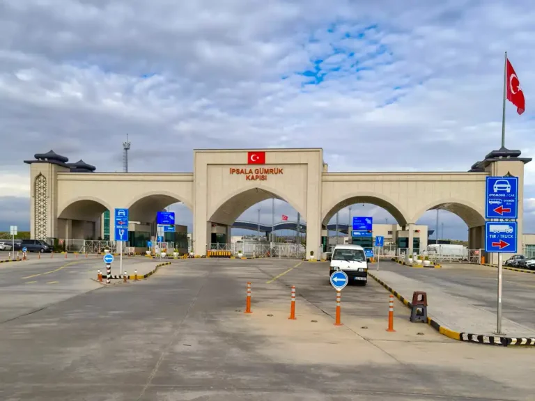 Turkey crossing boarder