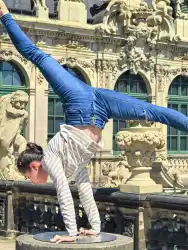 Acrobats at Zwinger