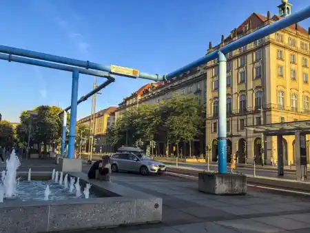 Seeworstadt blue pipes