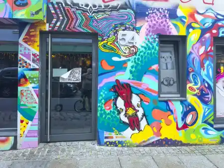 Graffiti, Art, and Pubs