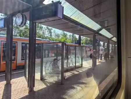 At Bad Shandau station