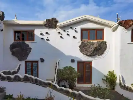 Condominium Los Villarreales