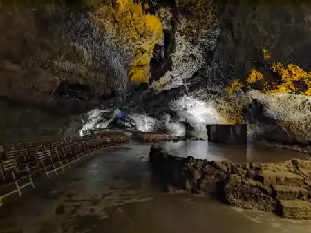Auitorium Cueva de los Verdes